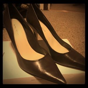 Nine West brown leather pump size 7